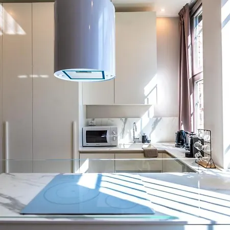 Apartment Duomo-corso Vercelli, New Luxury Loft In The Center Milan