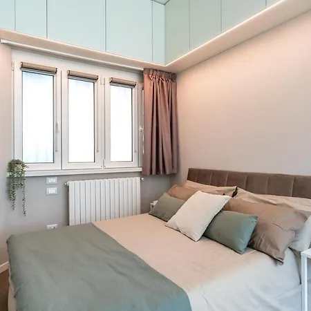 Apartment Duomo-corso Vercelli, New Luxury Loft In The Center Milan